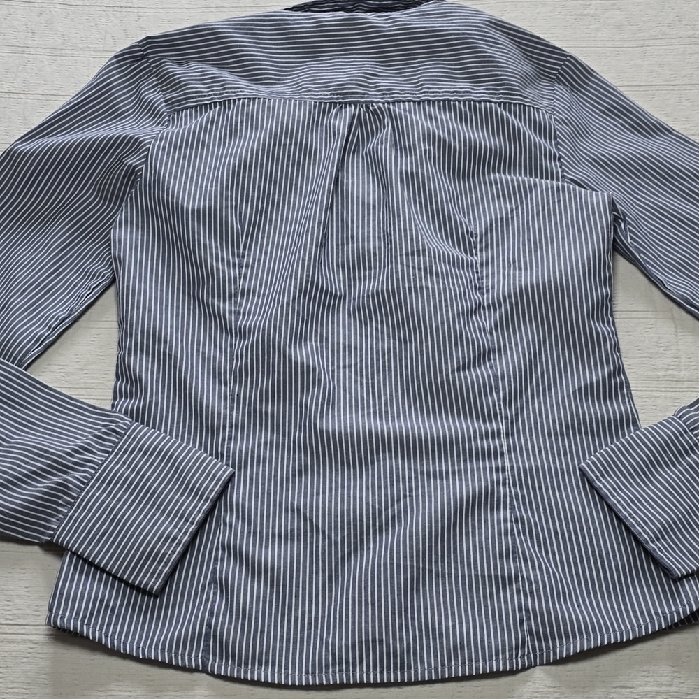 Phillip Russel Pinstripe Button-Up Shirt Women's Size XS - Picture 9 of 10